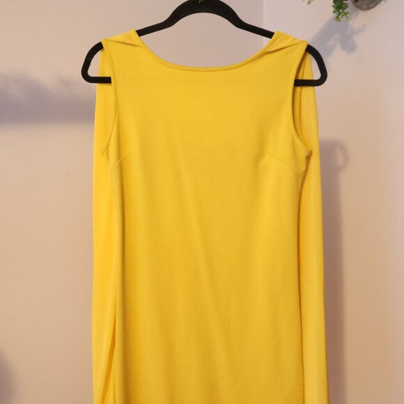 RINASCIMENTO - Yellow cape dress - Picture 2 of 5